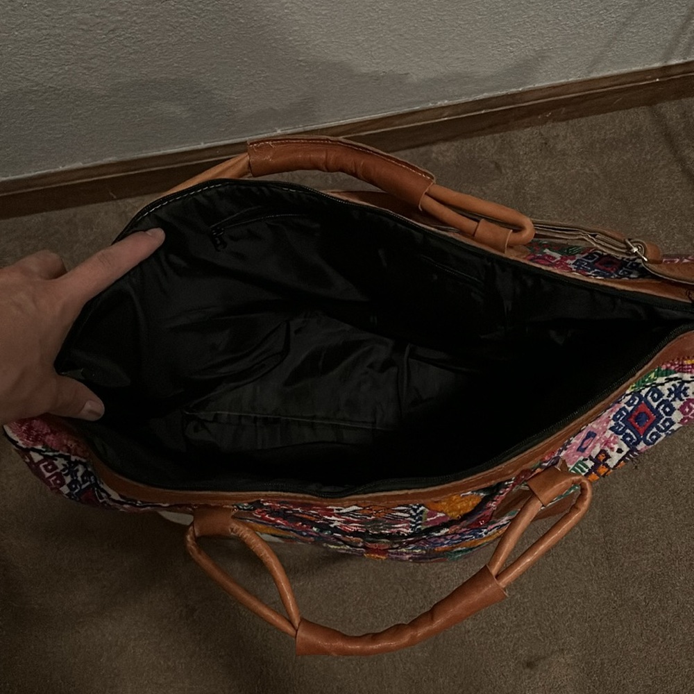 Authentic Guatemalan Leather Hand Embroidered Ove… - image 4